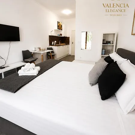 アパート Valencia Elegance ネセバル